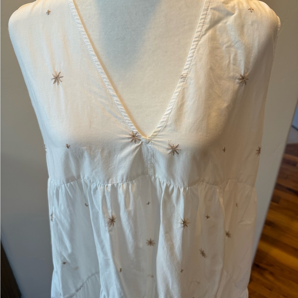 Chic White Maxi Dress with Star Accents from Merlette - Picture 2 of 5